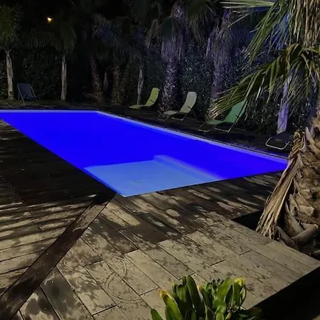 Rdc D'architecte Avec Piscine Privee Agde