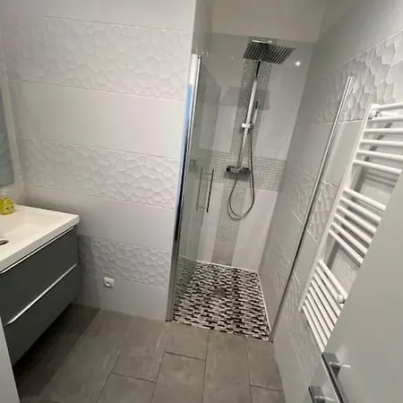 Rdc D'architecte Avec Piscine Privee Lejlighed *